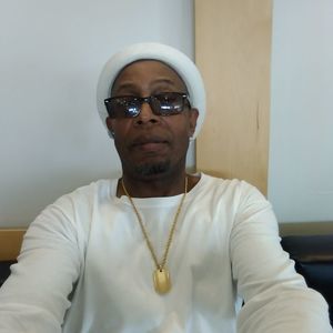 Meet your Posher, Leon